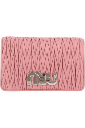 Miu Miu Tassen, Dames, Roze, ONE Size, Leer, Roze Leren Portemonnee Clutch