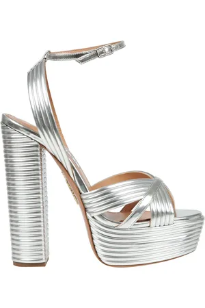 Aquazzura Schoenen, Dames, Grijs, 39 EU, Leer, Stijlvolle Kruisband Hoge Hak Sandalen