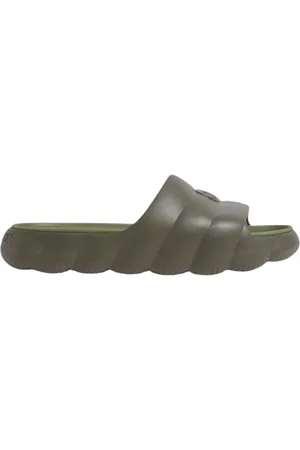 Moncler Schoenen, Heren, Groen, 44 EU, Gewatteerde Eva Groene Slippers