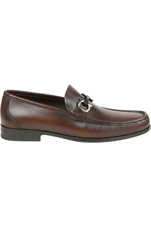 Salvatore Ferragamo Schoenen, Heren, Bruin, 43 EU, Versierde Rubberen Zool Mocassins