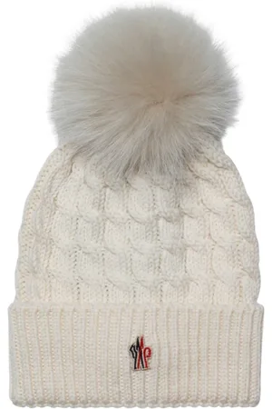 Moncler Accessoires, Dames, Wit, ONE Size, Wol, Witte Cable Knit Beanie met Logopatch