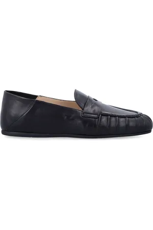 Stuart Weitzman Schoenen, Dames, Zwart, 38 EU, Zwarte Gesloten Teen Loafer Schoenen
