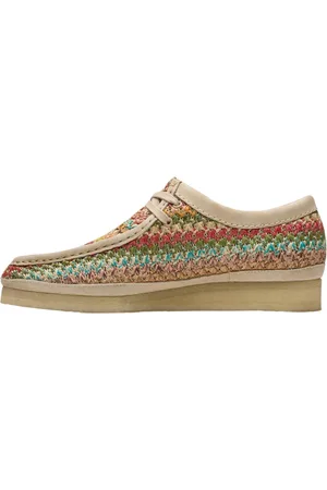 Clarks Schoenen, Heren, Veelkleurig, 42 EU, Suède, Raffia Wallabee Sneakers