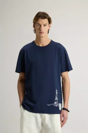 Woolrich Tops, Heren, Blauw, XL, Katoen, Biologisch Katoenen Grafisch T-shirt Blauw