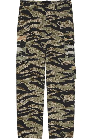 Givenchy Broeken, Heren, Groen, M, Katoen, Groene Camo Cargo Broek
