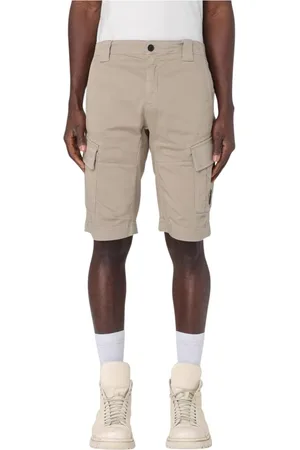 C.P. Company Korte broeken, Heren, Groen, S, Katoen, Khaki Cargo Shorts met Meerdere Zakken