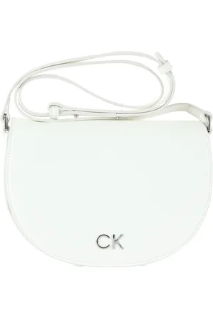 Calvin Klein Tassen, Dames, Wit, ONE Size, Leer, Gehamerde Schoudertas met Logoplaat