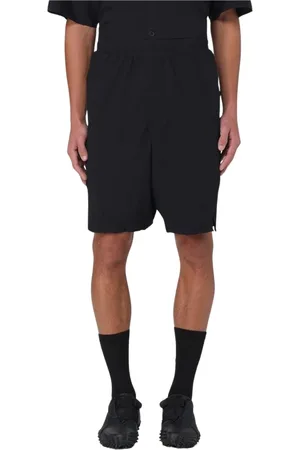 Y-3 Korte broeken, Heren, Zwart, S, Stijlvol Logo Sportshorts
