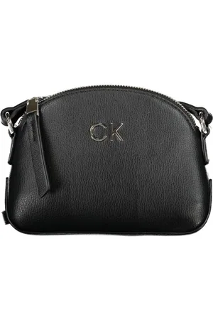 Calvin Klein Tassen, Dames, Zwart, ONE Size, Zwarte polyethyleen schoudertas met verstelbare band