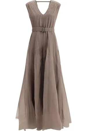 Brunello Cucinelli Kleedjes, Dames, Bruin, M, Elegante zijden lange jurk met geplooide rok