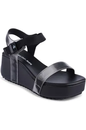 Calvin Klein Schoenen, Dames, Zwart, 38 EU, Zwarte Plateau Sleehak Sandalen