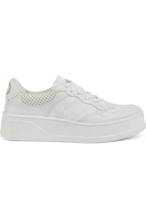 Gucci Schoenen, Dames, Wit, 35 EU, Witte Leren Sneakers met Logodetails