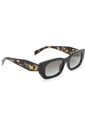 Prada Accessoires, Dames, Zwart, ONE Size, Stijlvolle Zwarte Zonnebril voor Vrouwen