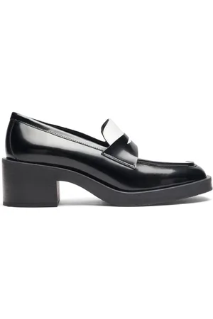 Stuart Weitzman Schoenen, Dames, Zwart, 39 EU, Leer, Kaia 40 Loafer