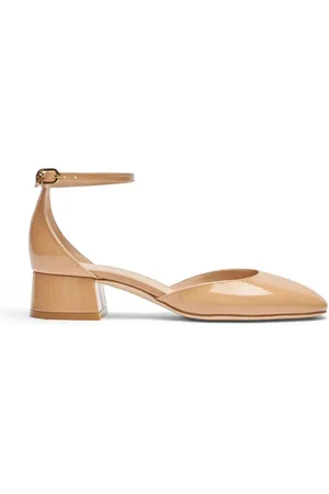 Stuart Weitzman Schoenen, Dames, , 39 EU, Elegante Pump met bandje en vrouwelijke details