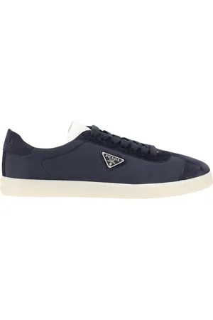 Prada Schoenen, Heren, Blauw, 40 EU, Nylon, Blauwe Brogue Lage Sneakers