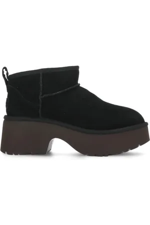 UGG Schoenen, Dames, Zwart, 38 EU, Suède, Zwarte Suède Enkellaarzen