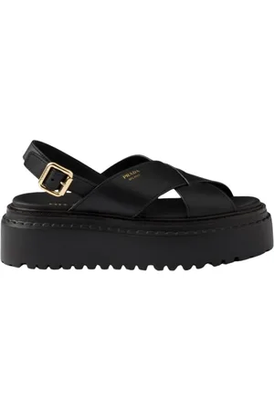 Prada Schoenen, Dames, Zwart, 40 EU, Zwarte sandalen met hak en gespsluiting