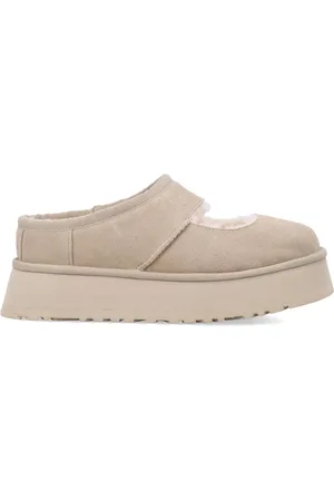 UGG Schoenen, Dames, , 38 EU, Leer, Mosterdzaad Gesloten Schoenen voor Vrouwen