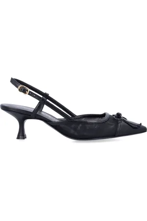 Stuart Weitzman Schoenen, Dames, Zwart, 38 EU, Zwarte Gesloten Teen Slingback Hakken