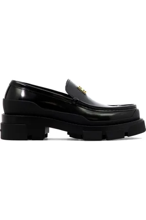 Givenchy Zwarte Loafer Schoenen Elegant Comfortabel Stijlvol
