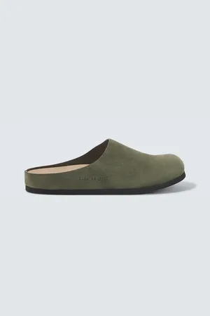 COMMON PROJECTS Suede clogs
