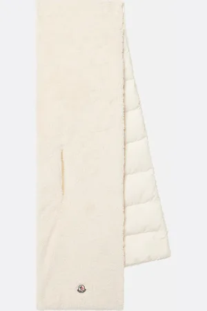 Moncler Teddy scarf