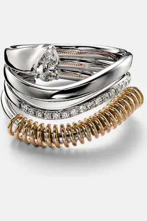 Rainbow K Versus Pear 18kt gold ring with diamonds