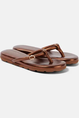 Gianvito Rossi Fiji leather thong sandals