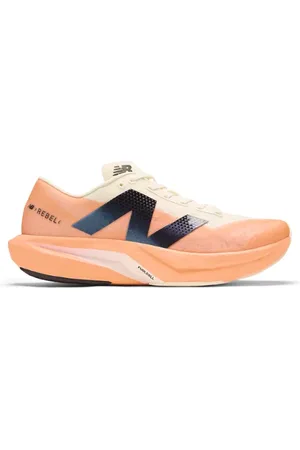 New Balance Heren FuelCell Rebel v4 in Zwart, Maat 47.5