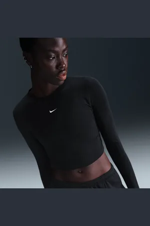 Nike Sportswear Chill Knit korte aansluitende damestop met lange mouwen