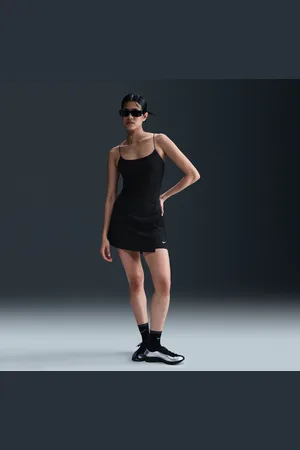Nike Sportswear Essential geweven damesskort