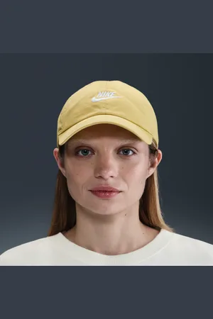 Nike Club ongestructureerde Futura Wash pet