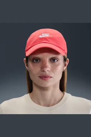 Nike Club ongestructureerde Futura Wash pet