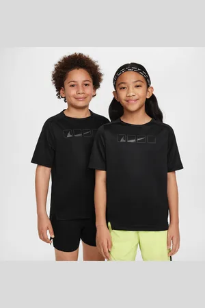 Nike Multi Tech jongenstop met Dri-FIT en korte mouwen