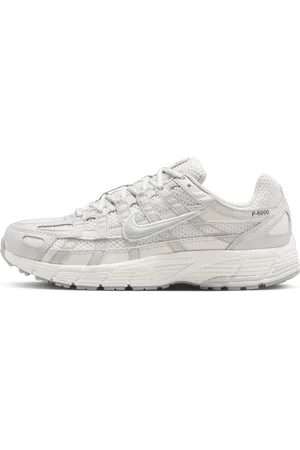 Nike P-6000 SE damesschoenen