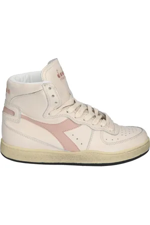 Diadora heritage black sale friday