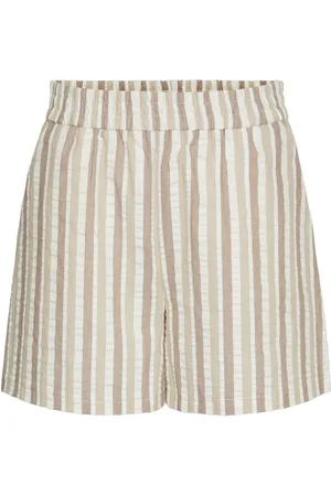 Pieces® Pcaitlyn Shorts