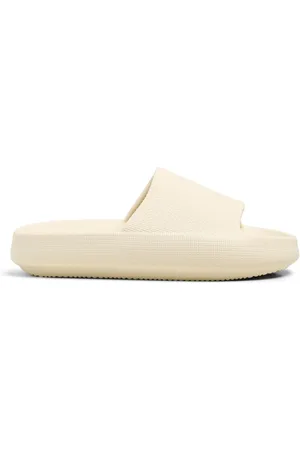 Pieces® Pcshery Slippers