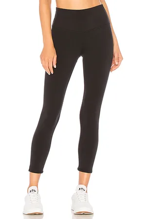alo Waist Airbrush Capri in
