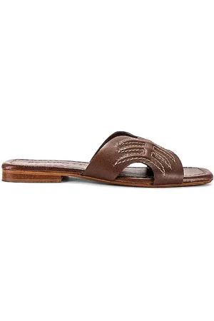 Seychelles Madhu Sandal in