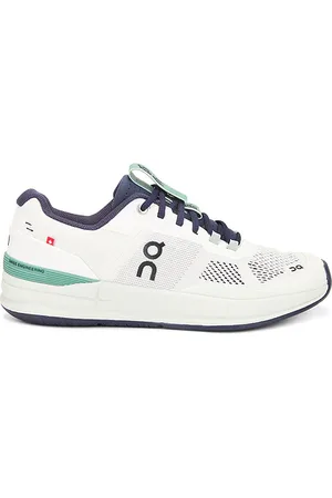 On Running The Roger Pro Sneaker in