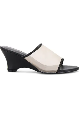 Raye Devora Wedge in