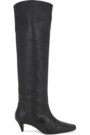 Intentionally blank Sassfrass Boot in