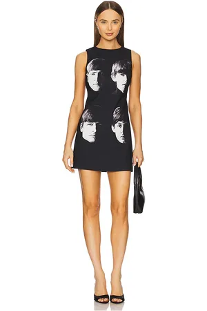 ALICE+OLIVIA Clyde Fitted Shift Dress in