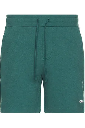 alo Chill Shorts in