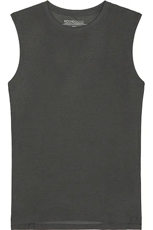 Beyond Yoga Featherweight Freeflo Muscle Tank in