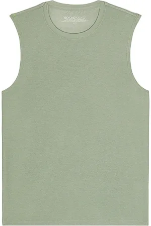 Beyond Yoga Featherweight Freeflo Muscle Tank in