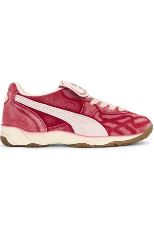 PUMA King Indoor The Neverworn V Sneaker in