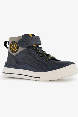 Blue Box Hoge jongens sneakers met smiley